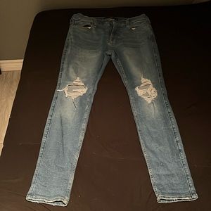 Hollister jean.Size 32
